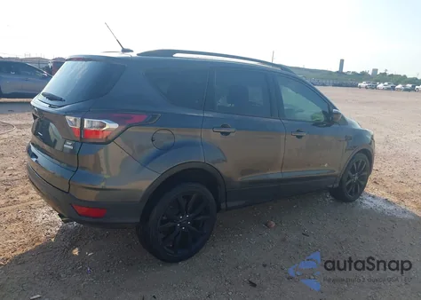 2017 Ford Escape Se z USA, uszkodzony, nr VIN 1FMCU0GD3HUB42983